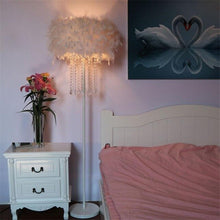 Load image into Gallery viewer, Tripot Stand Floor Lamp